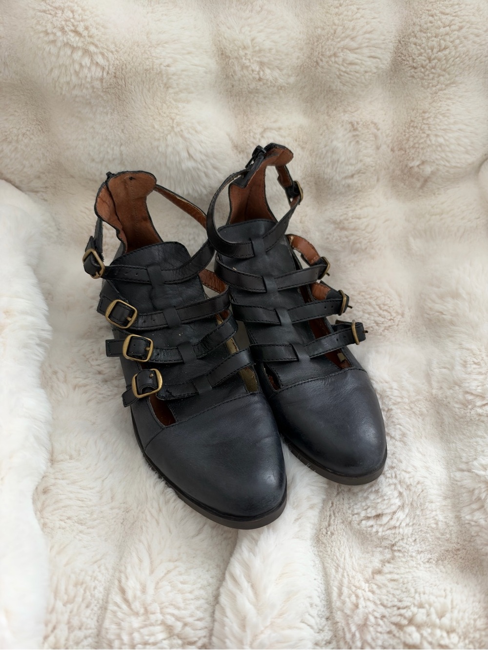 Lucky Brand Black Leather Gladiator Caged Buckle Shoes Size 8